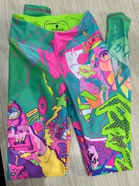 Neon Anime Print High-Waist Leggings - Green & Pink